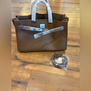 Brown pebbled leather tote bag removable shoulder strap Purse Silver Clasp